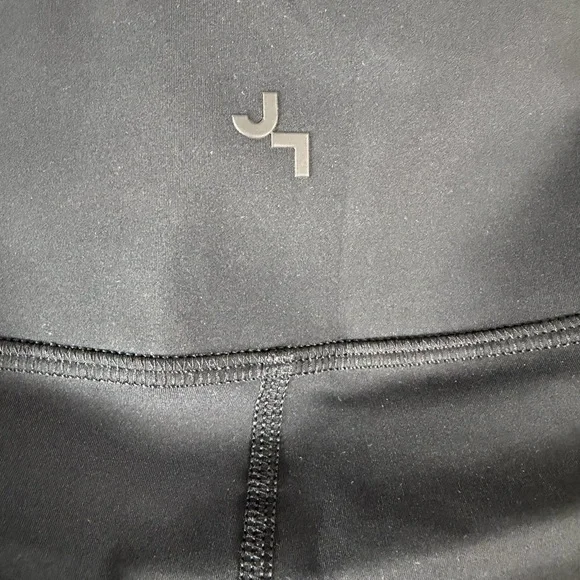 JoyLab™ Women's High-Rise Contrast Piped 7/8 Leggings - Black/Tan XS & XXL - Picture 6 of 12